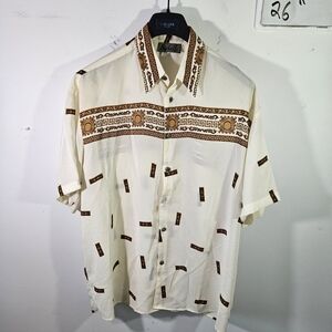 Vintage 90's Men's Bertelli Cream Short Sleeve Button Down Casual Shirt!